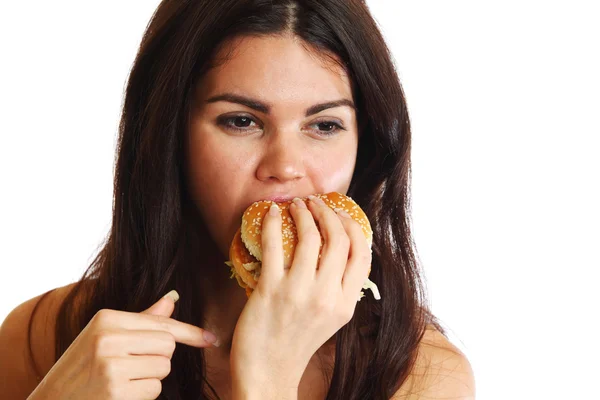 Vrouw eten Hamburger — Stockfoto