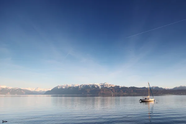 A Genfi-tó Yacht — Stock Fotó