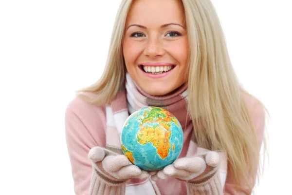 Nő vesz globe kezek — Stock Fotó