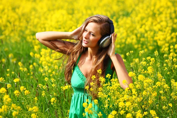 Ascoltare musica — Foto Stock
