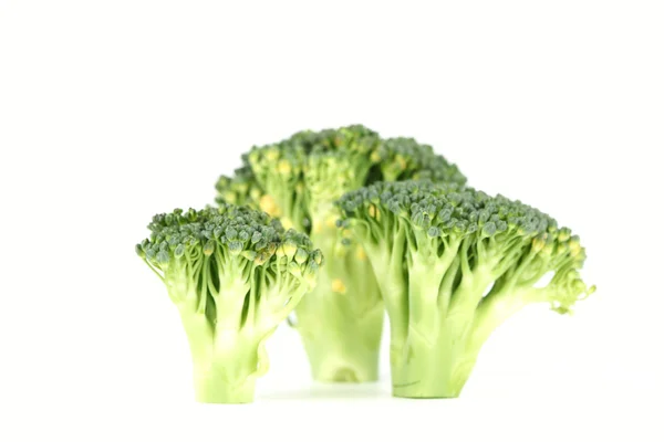 Brócoli sobre blanco — Foto de Stock
