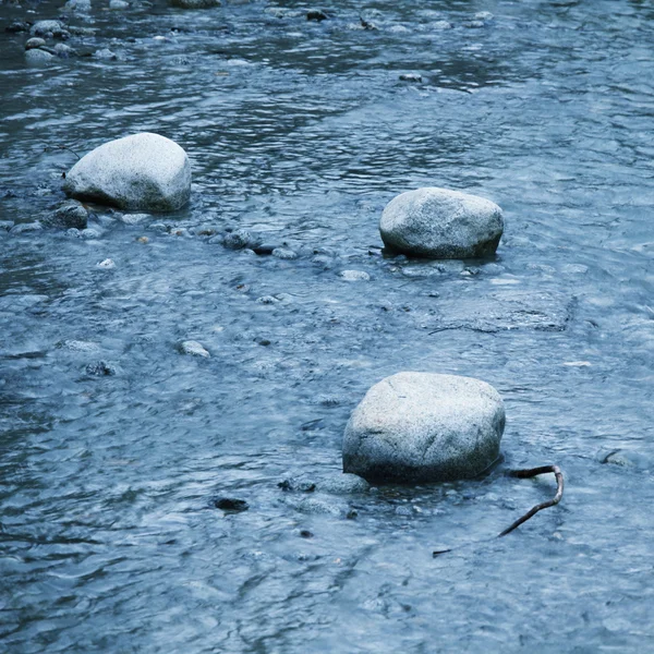 Nehir hareket — Stok fotoğraf