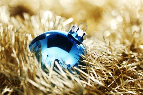 蓝色的圣诞球 — 图库照片