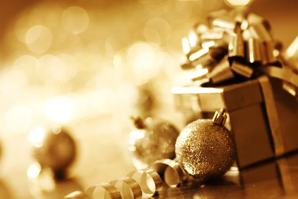 Серебряный рождественский бал — стоковое фото