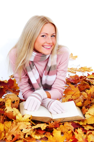 Autumn woman read in studio — Stock Photo, Image