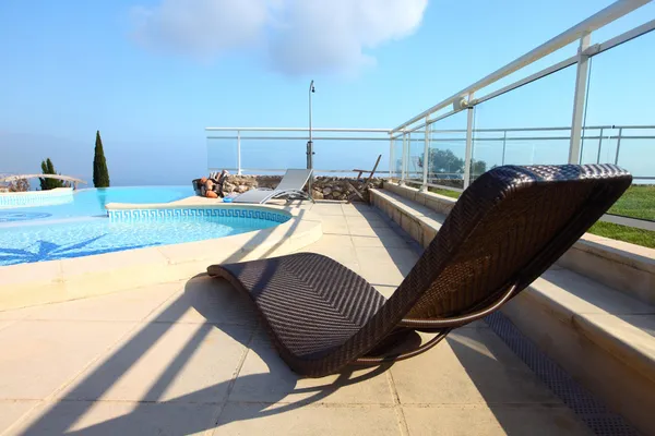 Lounge at pool — Stock Photo, Image