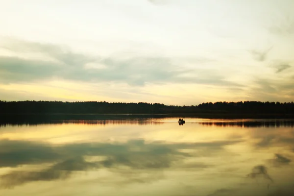 日没湖 — ストック写真