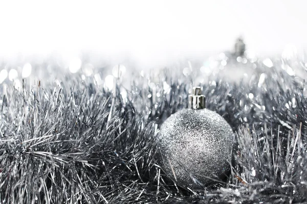 Stříbrné vánoční koule — Stock fotografie