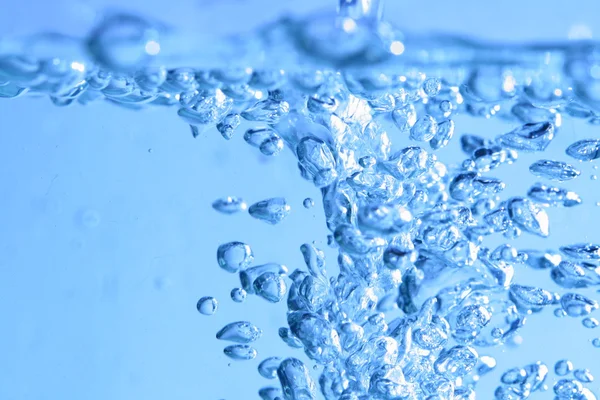 Блакитна вода бульбашки — стокове фото
