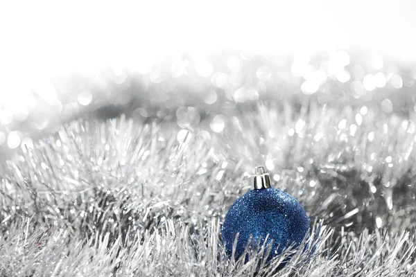 蓝色的圣诞球 — 图库照片