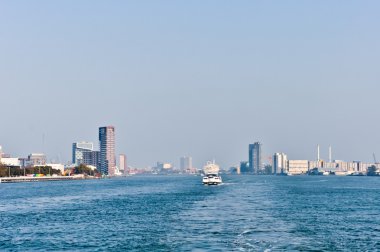 Maas nehri manzarası. Rotterdam, Hollanda