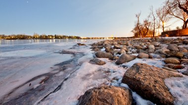 Wascana lake freezing clipart