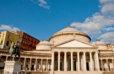 Piazza plebiscito