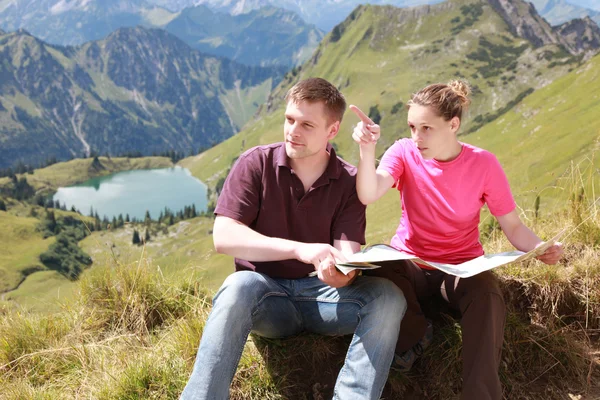 Hikers in the Alps — Stock Photo, Image