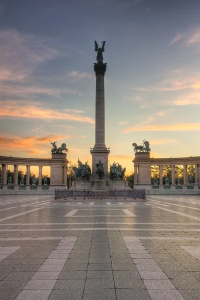 Heroes Square Budapest Sunrise — Stock Photo, Image