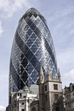 Londra swiss Re Kornişon bina