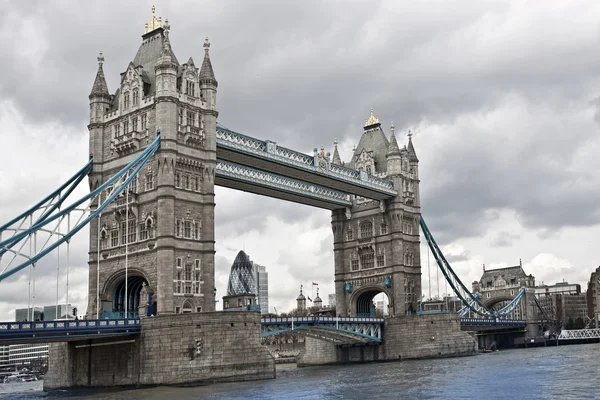 Тауэрский мост в Лондоне. UK — стоковое фото