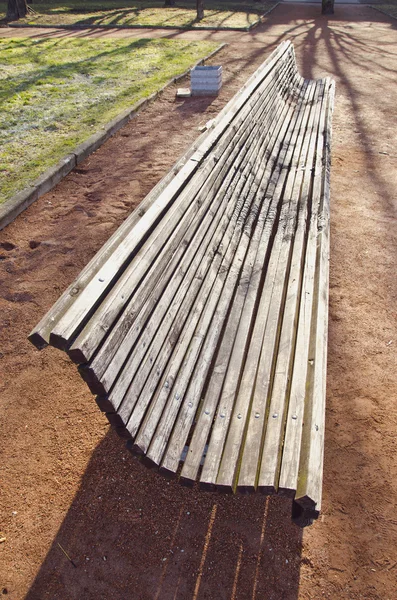 Retro bench in the park — Stock Photo, Image