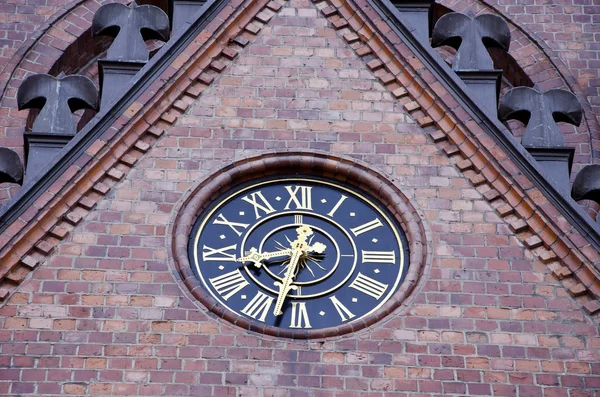 Retro clock dial on wall — Stock Photo, Image