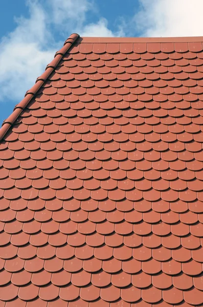 New roof fragment and sky — Stock Photo, Image