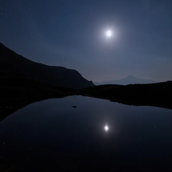 stock image Nuit sur les cimes du Lausfer dans le Mercantour