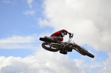 Motosiklet racer motocross yüksek uçuş