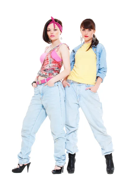Due ragazze fighe in jeans — Foto Stock