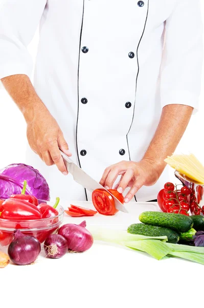 Foto del cuoco che prepara l'insalata — Foto Stock