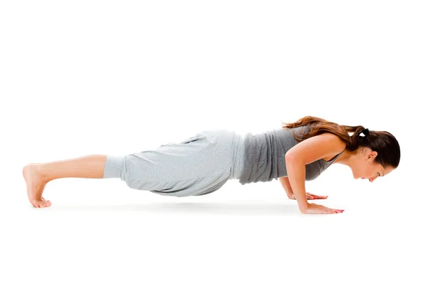 Donna che fa esercizio push-up — Foto Stock