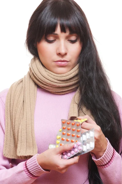 Fiatal nő tablettákkal — Stock Fotó