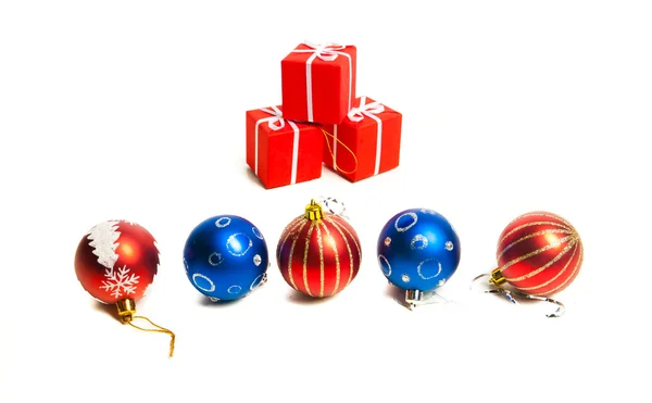 Kerstmis speelgoed voor rood en blauw — Stockfoto