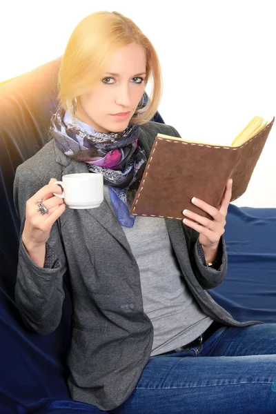 Žena s notebookem. zblízka — Stock fotografie
