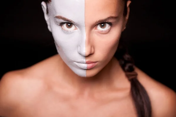 白化粧と女性の流行のスタイル ポートレート — ストック写真
