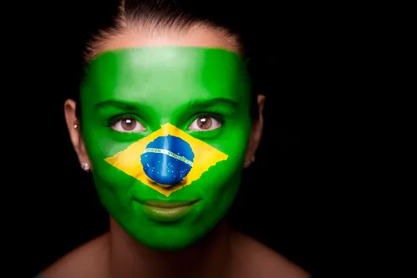 一个女人的画像和巴西的国旗 — 图库照片