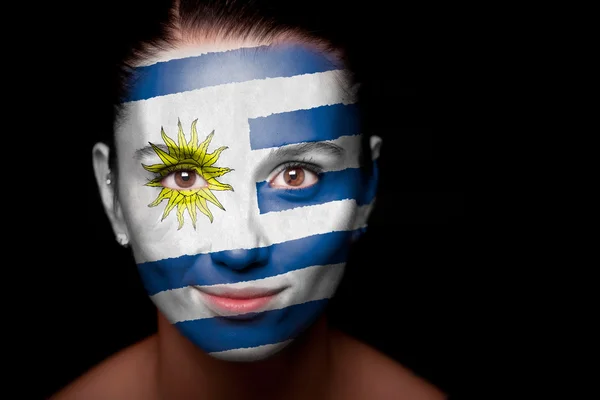 Retrato de una mujer con la bandera del Uruguay —  Fotos de Stock