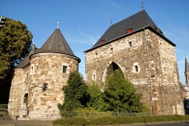 Aachen Ponttor citygate