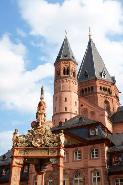Mainz Cathedral clipart
