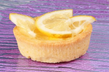 Mini limon meyve tart