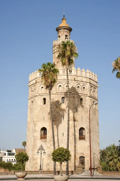 Torre del oro eller guld tornet i Sevilla — Stockfoto