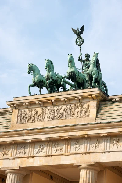 Бранденбургские ворота и Кадрига — стоковое фото