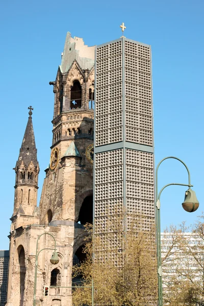 Iglesia conmemorativa Kaiser Wilhelm en Berlín — Foto de Stock