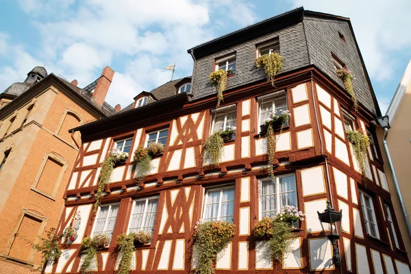 Casa de entramado de madera en Mainz — Foto de Stock