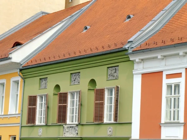 Bunte ungarische Häuser — Stockfoto