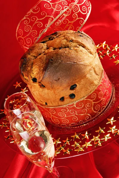 Panettone İtalyan Noel pastası. — Stok fotoğraf