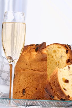 panettone ve spumante İtalyan Noel geleneği