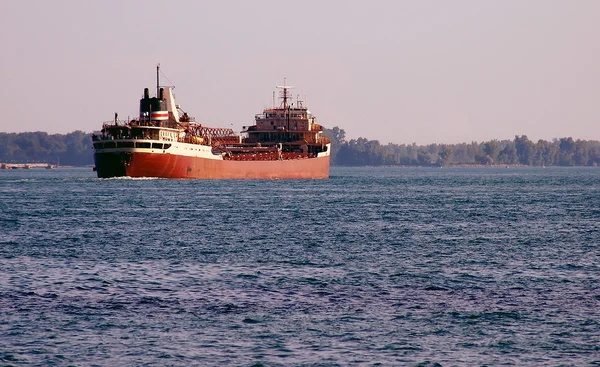 Ship on Detroit River at Dawn — Stock Photo, Image