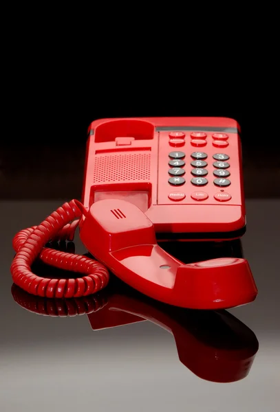 Röd hotline telefon — Stockfoto