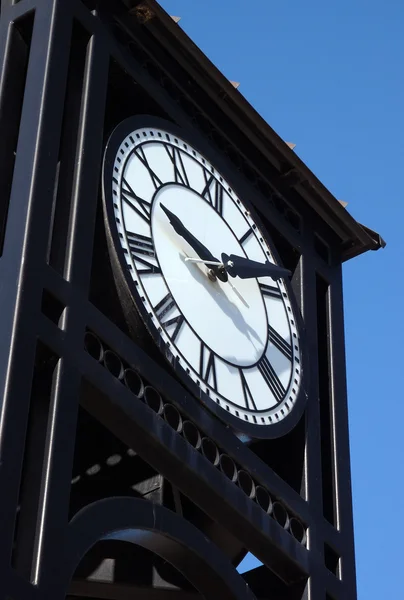 Relógio da cidade grande — Fotografia de Stock
