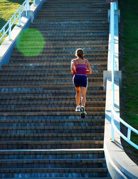 Escada escalador Fitness menina Fotos De Bancos De Imagens