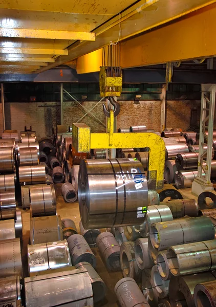 Steel Coil Warehouse Crane — Stock Photo, Image